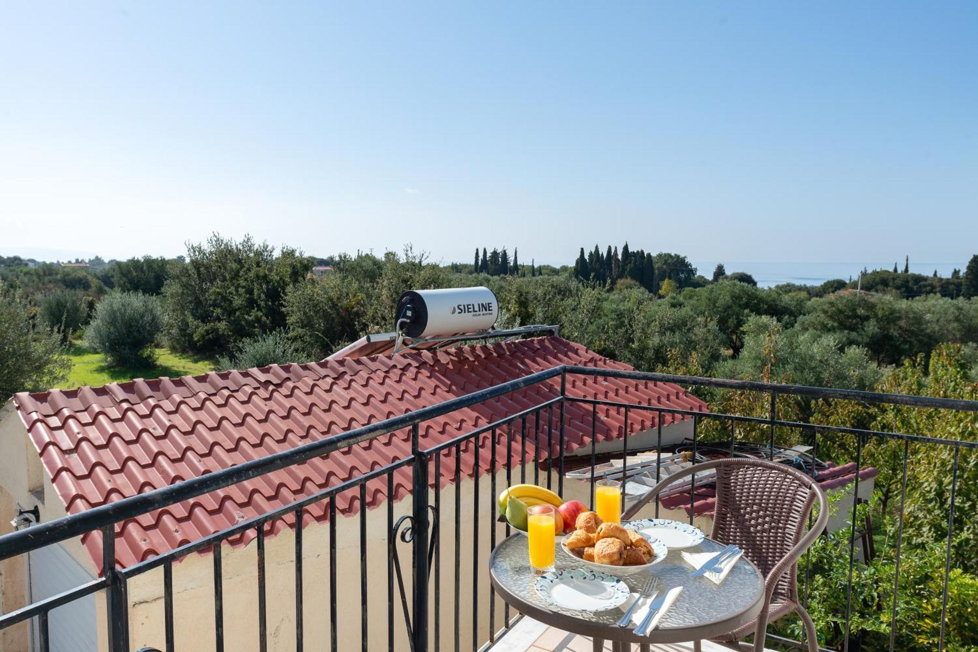 Vista Verde Studios & Apartments Svoronata Bagian luar foto