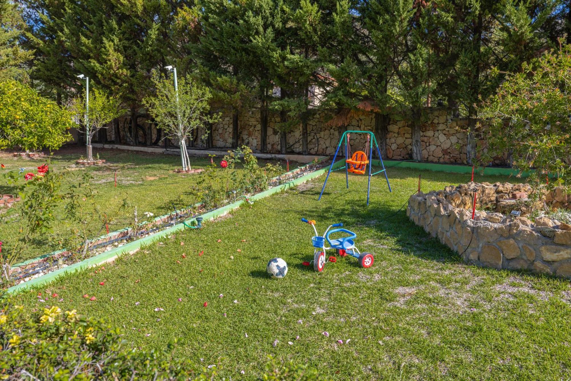 Vista Verde Studios & Apartments Svoronata Bagian luar foto