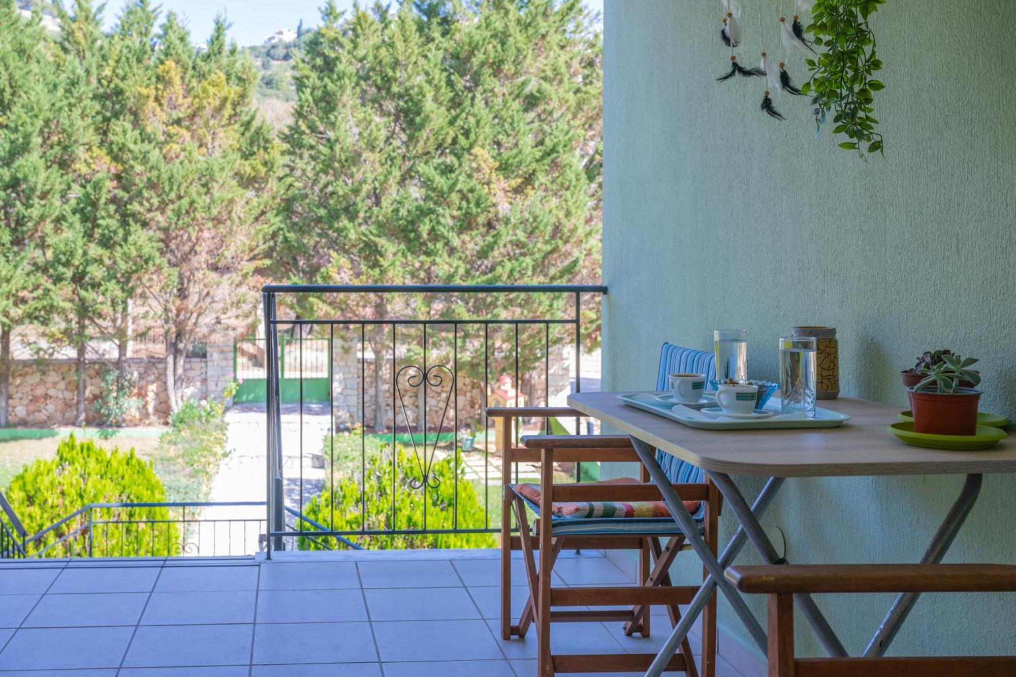 Vista Verde Studios & Apartments Svoronata Bagian luar foto